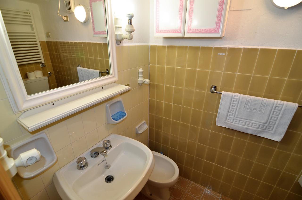 Lobster Cottage Apartment 레반토 외부 사진